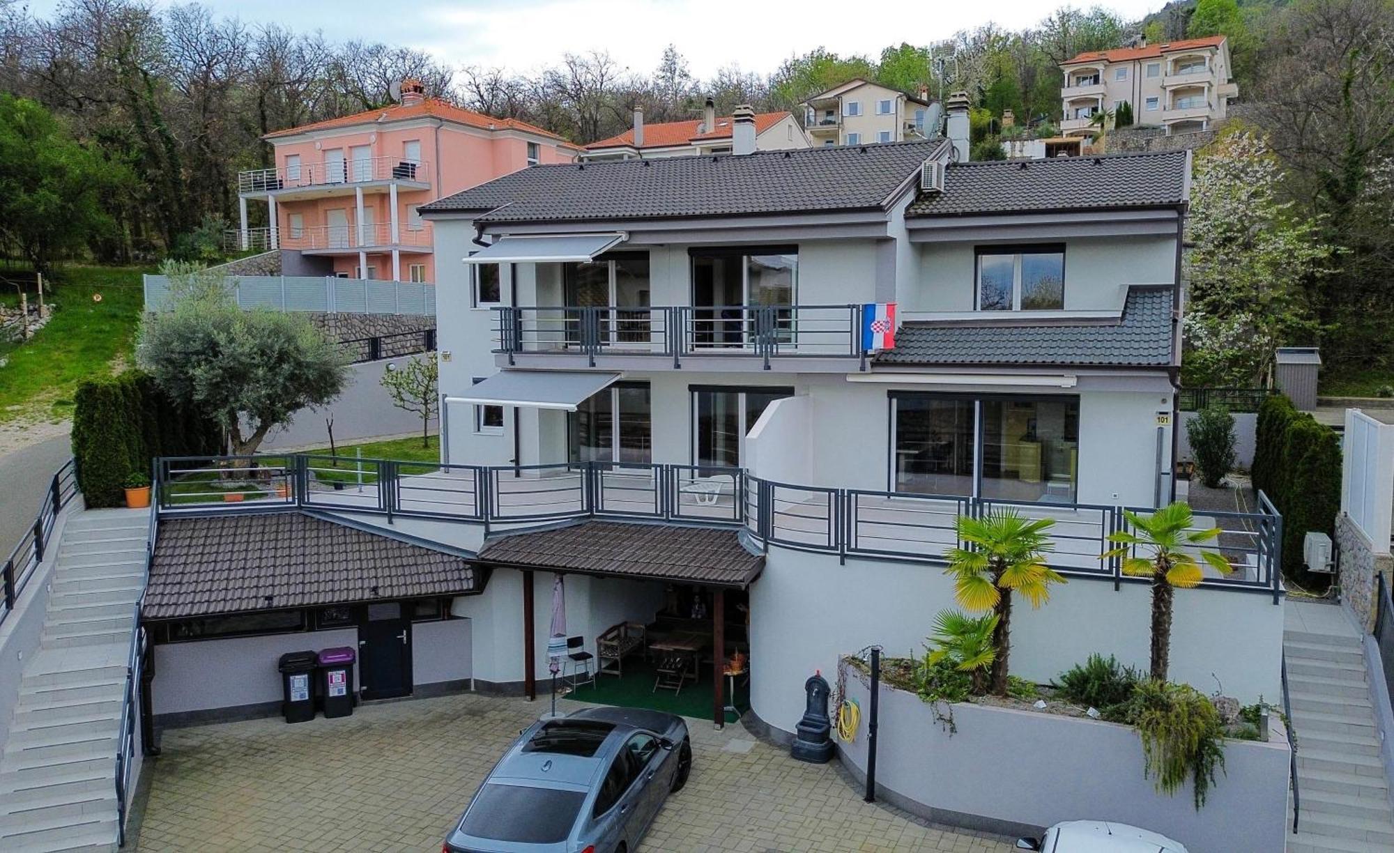 Villa Vila 로브란 외부 사진